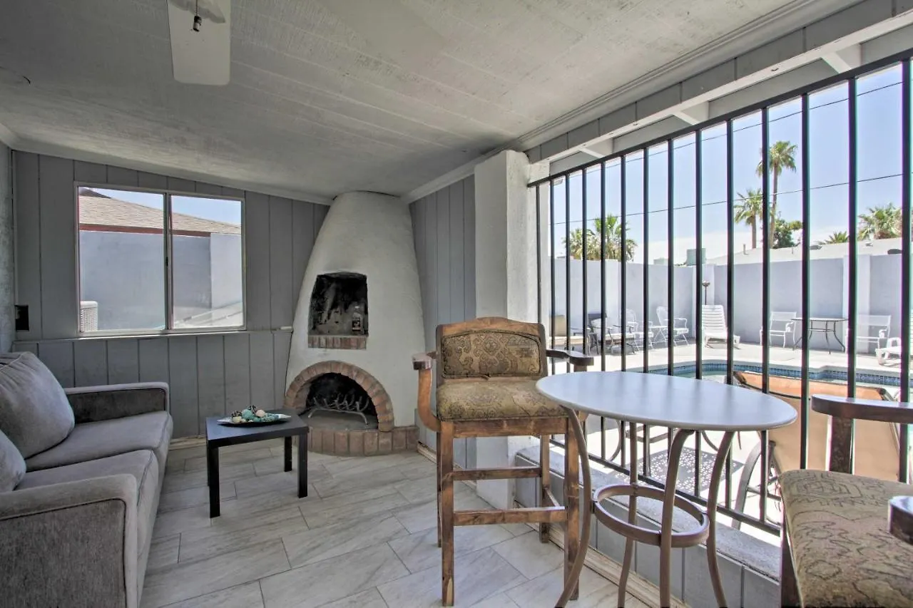 Ultimate Phoenix Group Getaway Patio And Pool!