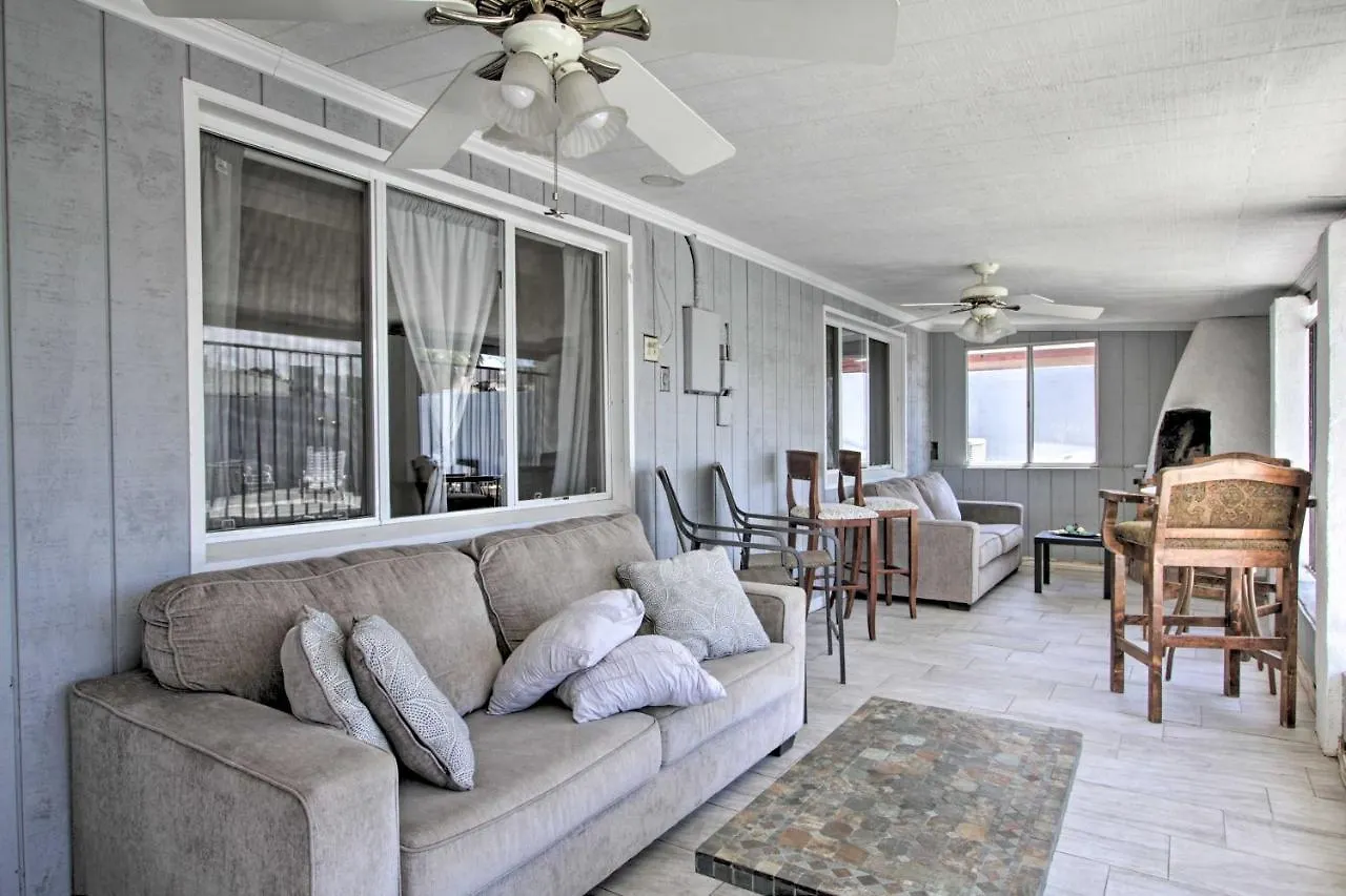 Ultimate Phoenix Group Getaway Patio And Pool!